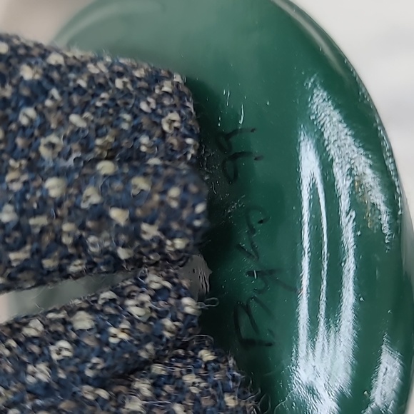 Byers' Choice Carolers 1999 Fruit Vendor with Fruit Cart Vintage - Picture 16 of 17